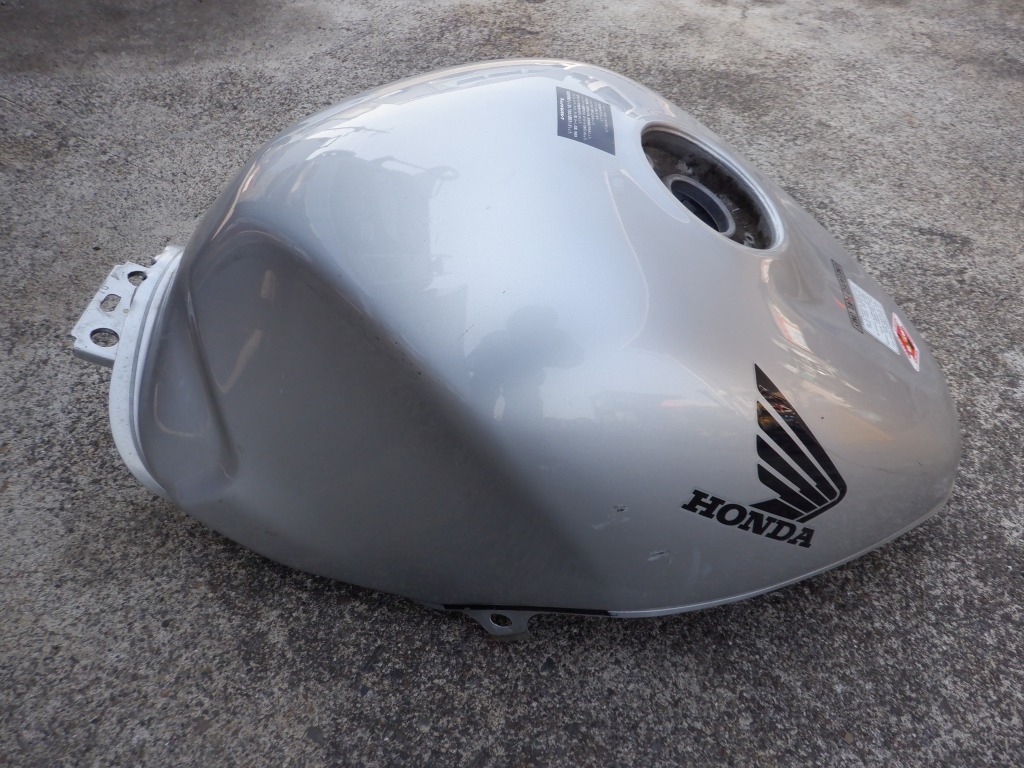 CBR1100XX ブラックバード インジェクション 純正燃料タンク 銀拍卖