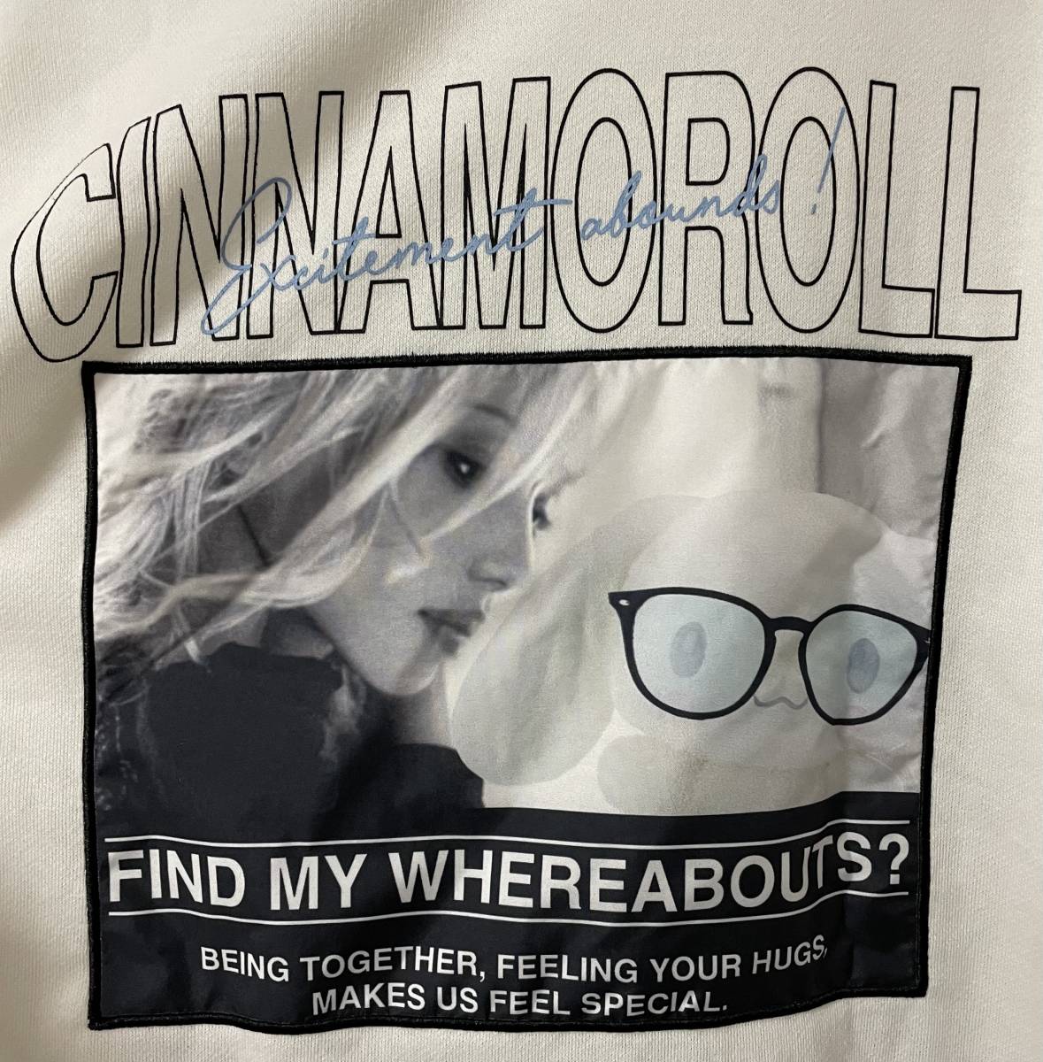 送料込☆サンリオ シナモロール メガネ トレーナー Mサイズ拍卖