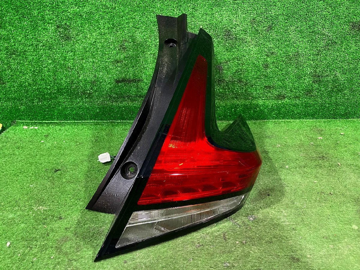 新S管理73014 令和04 リーフ ZE1】★ 右 テールランプ ICHIKOH D212★点灯確認済み 破損無し拍卖