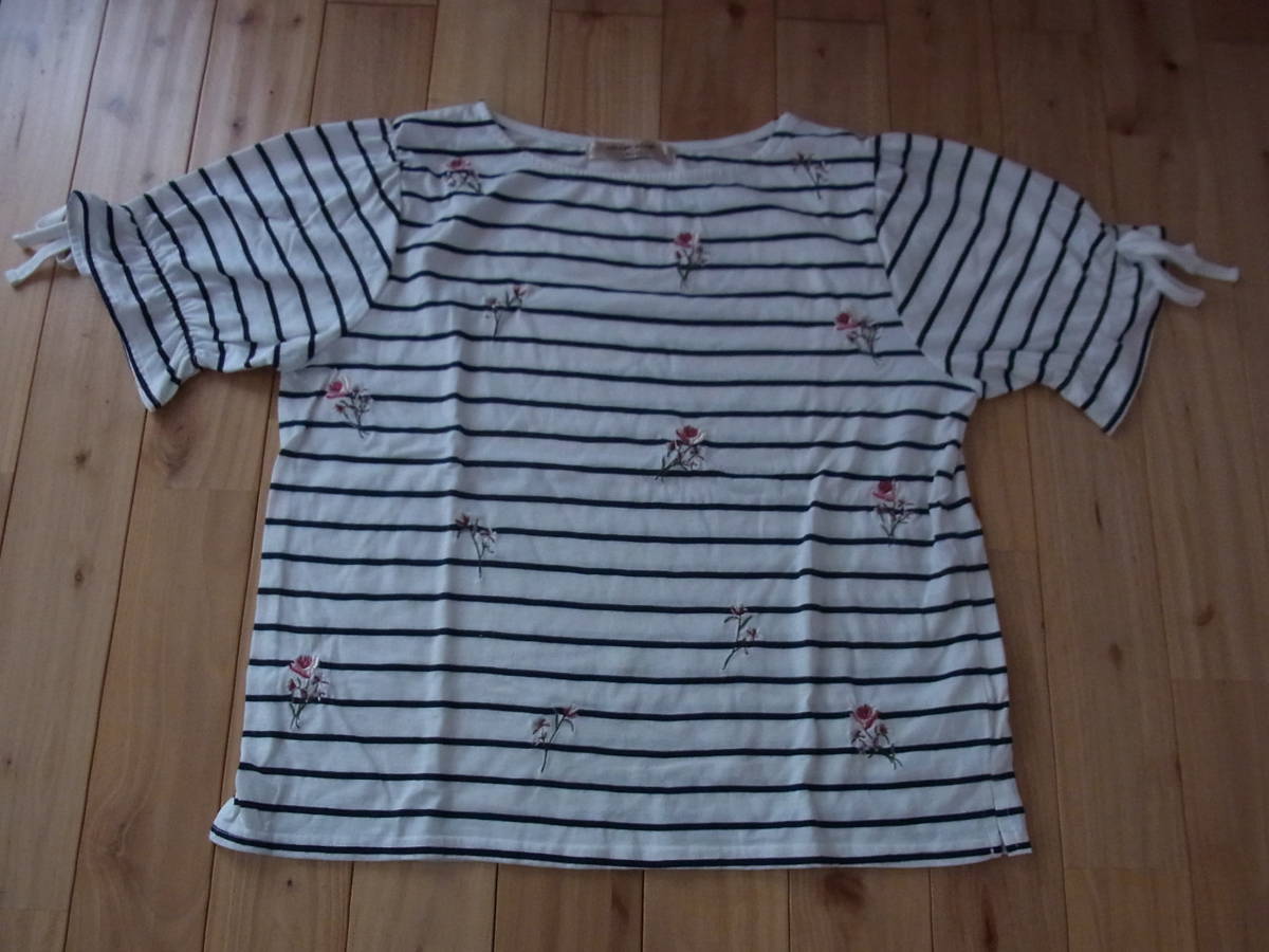 ★ chip chip 花刺繍のある半袖カットソーLサイズ ★USED拍卖