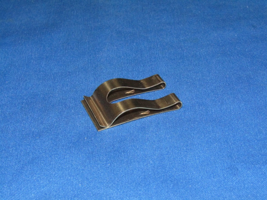 W201 W124 R129 W140 エアクリーナーボックスクリップ 1199880078拍卖