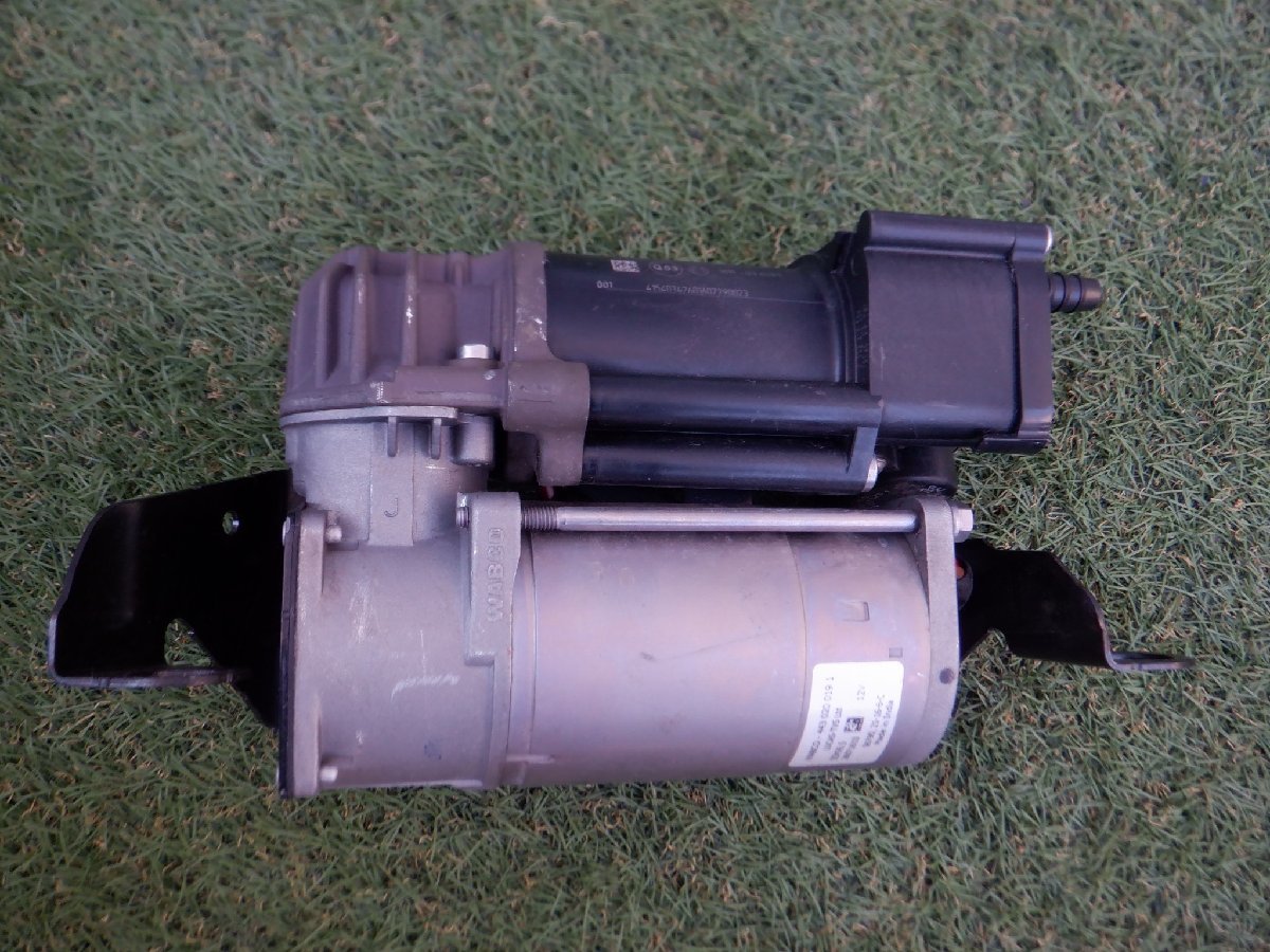 ベンツ純正 W213 Eクラス X253 GLCクラス W205 Cクラス エアサス コンプレッサー エアサスポンプ A2133200104 m-23-5-65拍卖