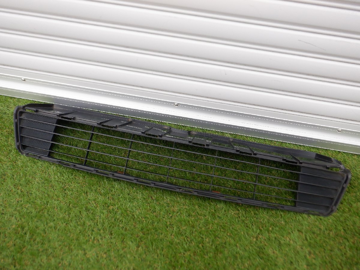 トヨタ純正 NHP10 アクア 前期 フロントバンパー用 ロアグリル フロントグリル 53112-52370 m-23-5-570拍卖