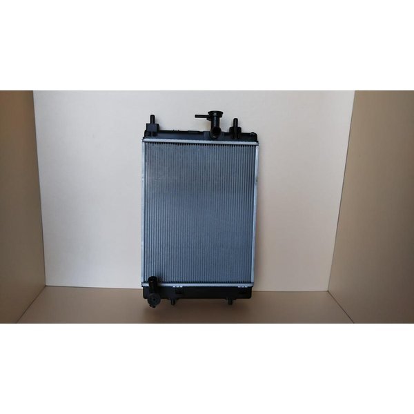 ラジエーター新品 キャストスタイル  LA250S・LA260S ターボ ラジエター拍卖