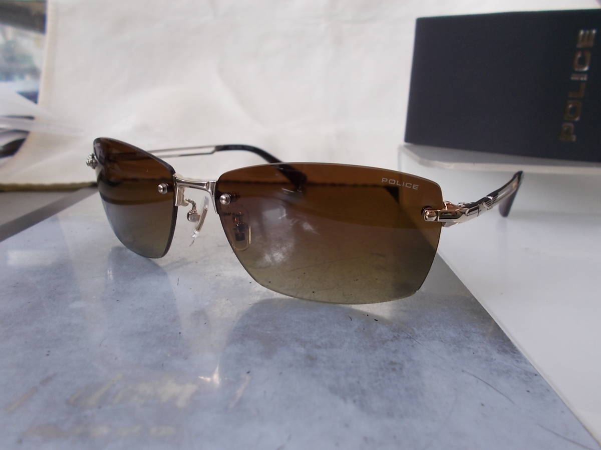 POLICE ポリス SPLG39J-300P 偏光 サングラス!お洒落 超かっこいいです。拍卖