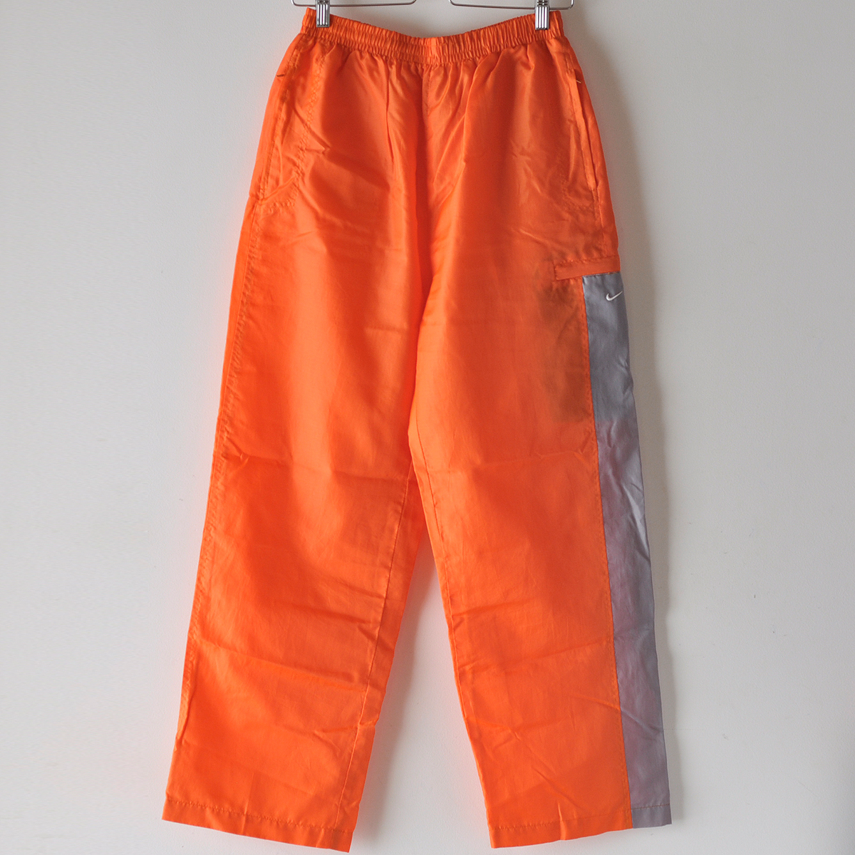 ほぼ未使用 00s NIKE ナイキ トレーニング ナイロンパンツ オレンジ メンズL ミニスウィッシュ 刺繍 裏地メッシュ拍卖