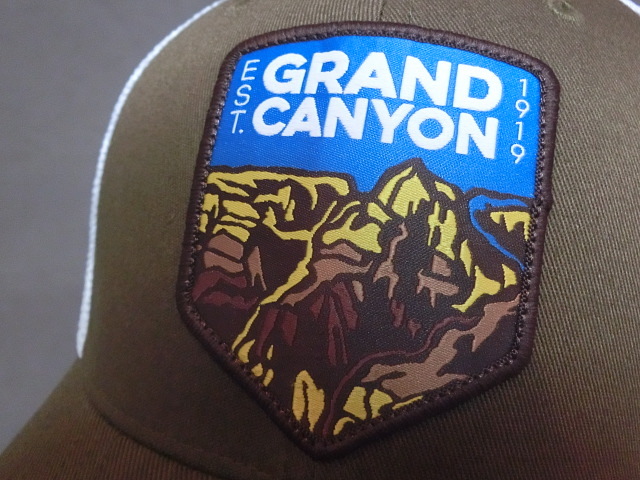 激レア コロンビア【Columbia】世界自然遺産 グランドキャニオン国立公園【Grand Canyon National Park】絵柄ワッペン付メッシュCAP拍卖