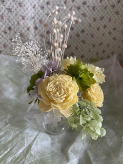 新品・未使用品 プリザーブドフラワー、ドライフラワー 髪飾り インテリア 花材セット イエロー系拍卖