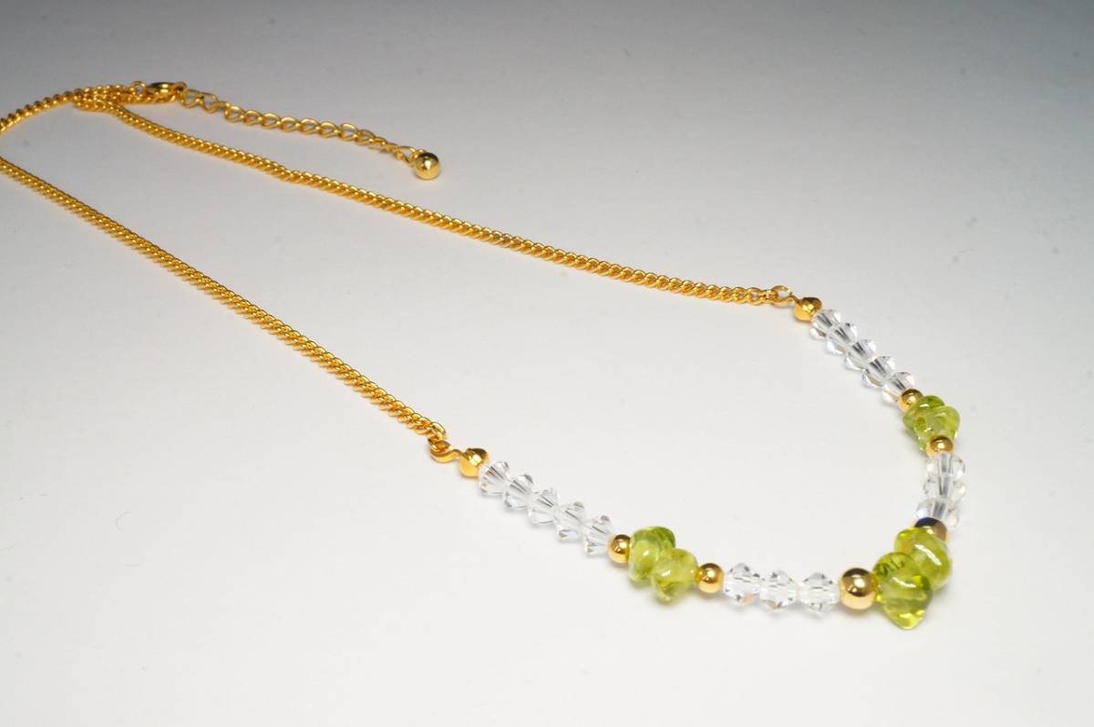 希少!昔の在庫なので上質品!藍色が綺麗な上質ペリドット研磨原石付&カットスワロフスキーネックレス6.6g拍卖