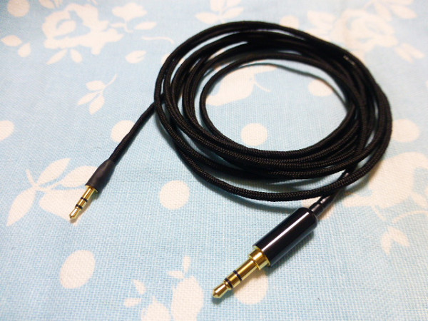 B&W P5 P5S2 P7 P9 用 ケーブル KPPV-SW 13/0.08x2C 3.5mm 3極 200cm 長め ステレオミニ スマホ iPhone iPod 等にも Bowers & Wilkins拍卖