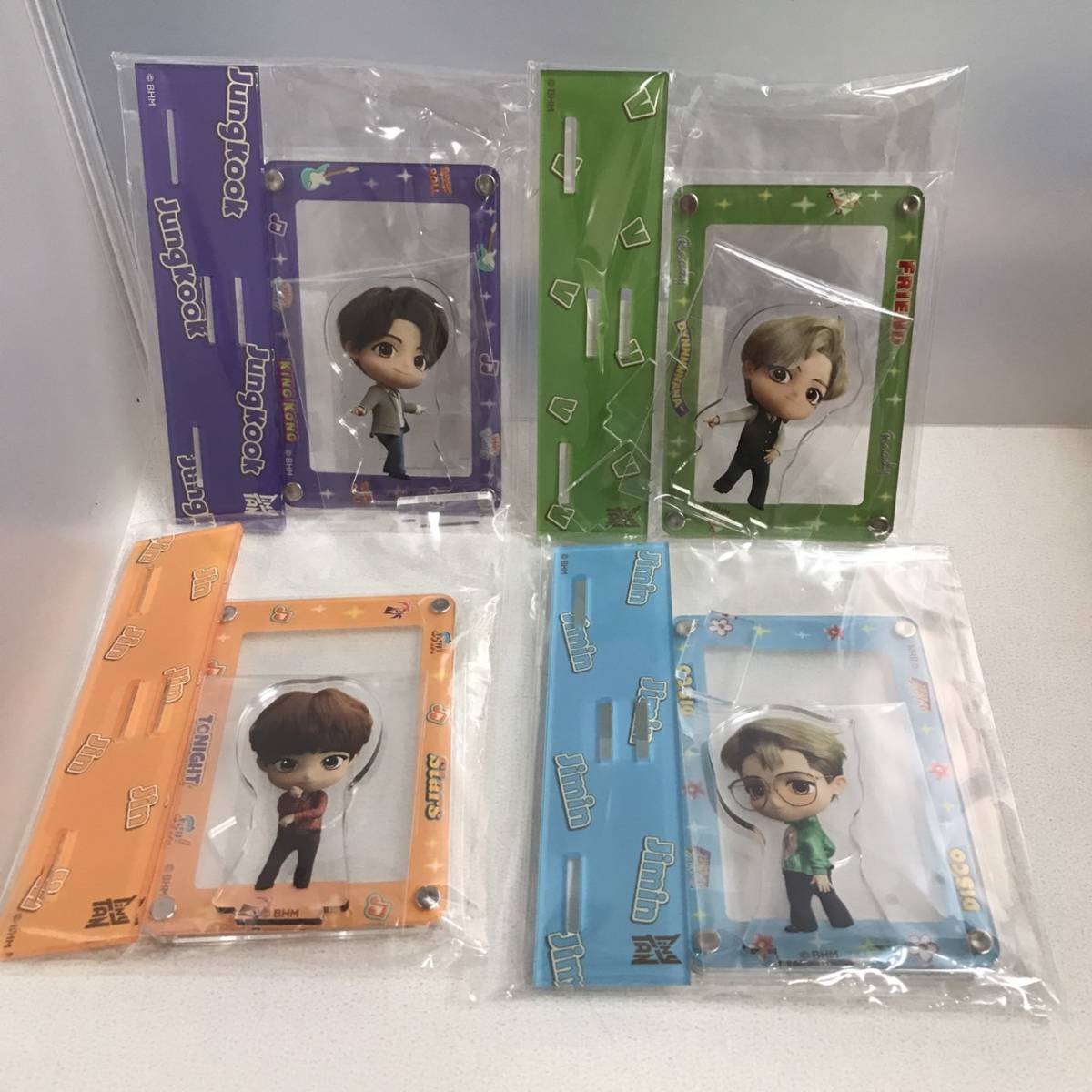 即決 新品 未開封 TinyTAN アクスタ付きカードスタンド Jin V Jung Kook Jimin拍卖