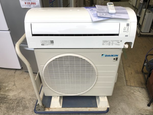 DAIKIN ダイキン 2021年 2.2kw 6畳用 冷暖房ルームエアコン S22YTES ①拍卖