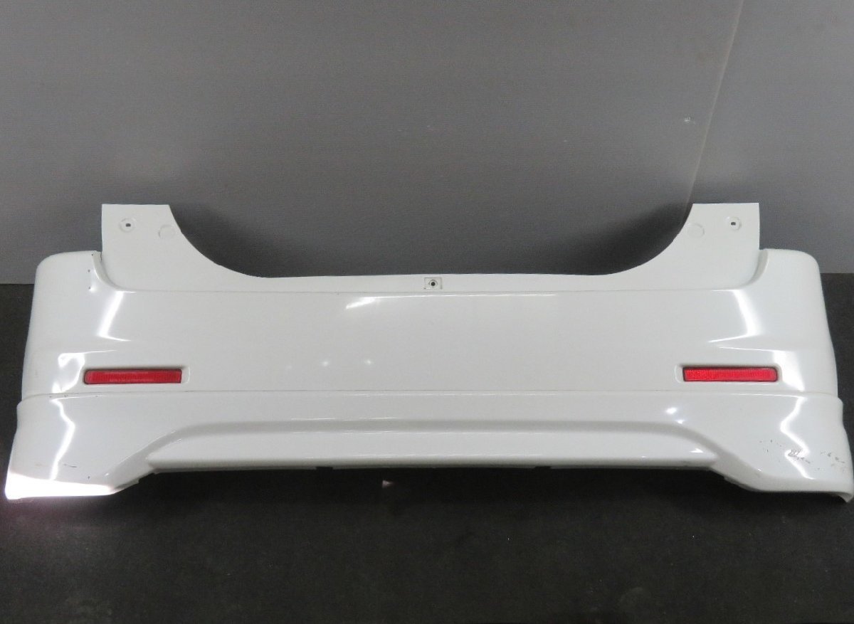 【即決】★送料込★ ソリオ DBA-MA15S 純正 スポイラー付 リア バンパー Z7T (71811-54M) 中古 10482拍卖
