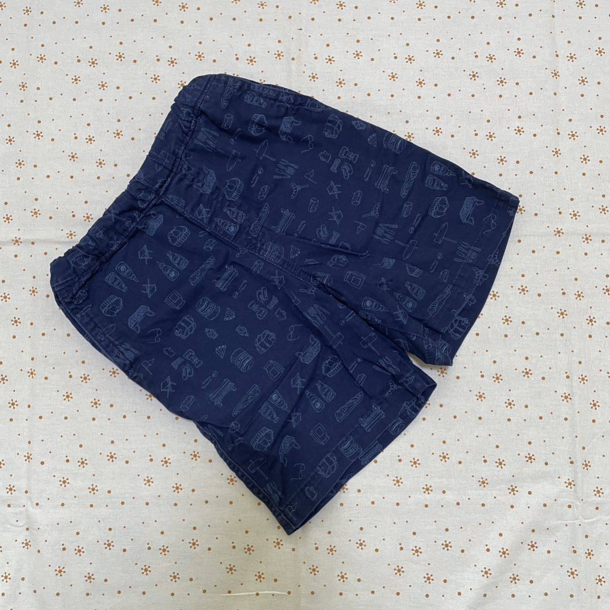 送料無料! ユニクロ ハーフパンツ ネイビー ☆ 110拍卖