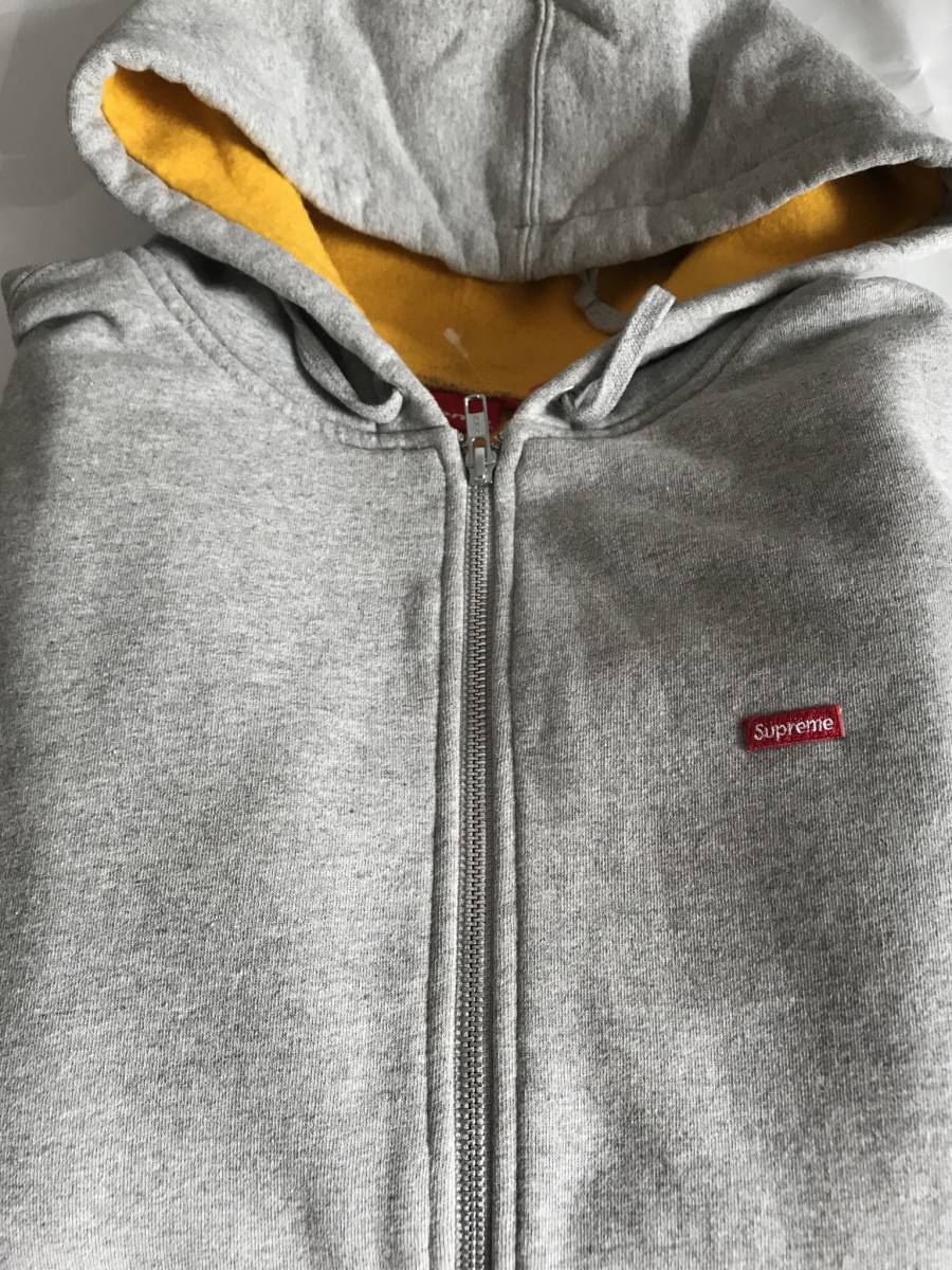 新品 未使用 国内正規品 ◆ Supreme スモールBoxロゴ Contrast Zip Up Hooded Sweatshirt グレー サイズ M ◆ スモールBoxロゴ拍卖