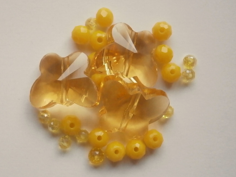 ガラスビーズ★蝶々★タイプ C★イエロー系★1拍卖
