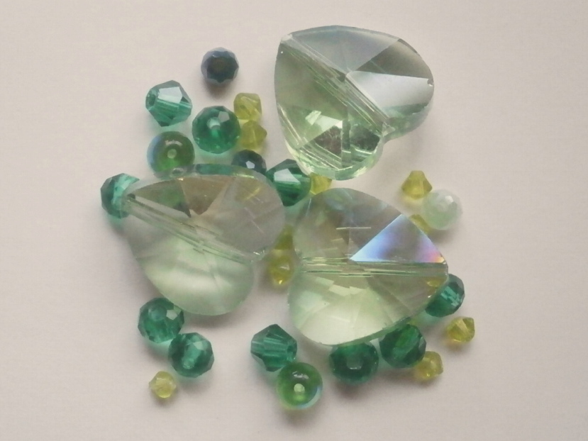 ガラスビーズ★ハート★グリーン系★B拍卖