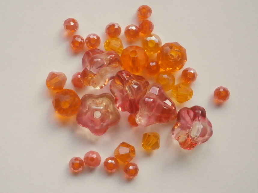 ガラスビーズ★タイニーフラワー★オレンジ系★A拍卖