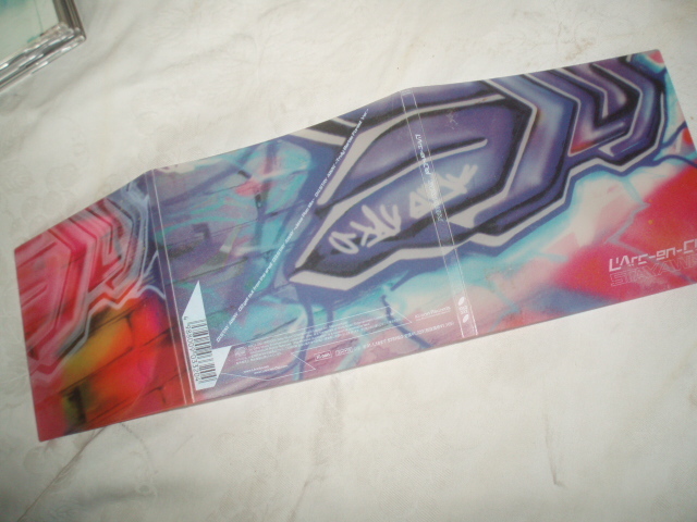 L'Arc-en-Ciel / STAY AWAY拍卖