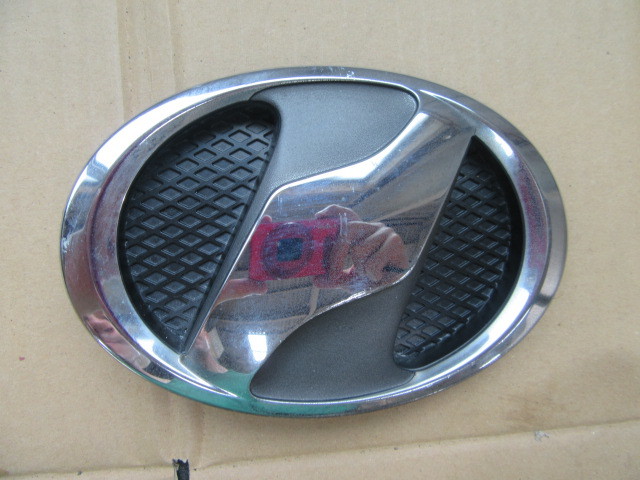 NCP90 KSP90 SCP90 ヴィッツ フロントバンパー エンブレム 純正 75311-52150 TOYOTA VITZ拍卖