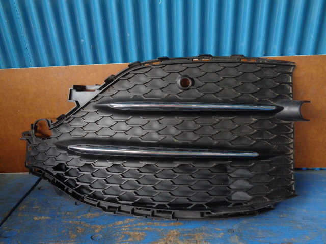 AZ74 ベンツ V167 GLE AMG グリル 右 A1678857503拍卖