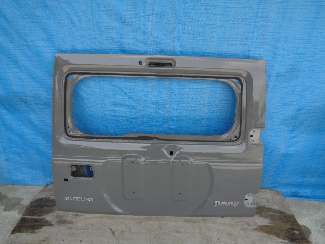 z355 スズキ ジムニー JB64W リアゲート グレー拍卖