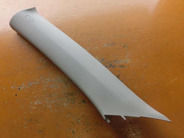 VW ティグアン 左 ピラー トリム 平成21年 ABA-5NCAW フロント 内張り 2009y トラック&フィールド 10.5万km 拍卖