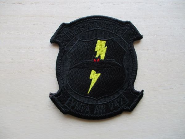 【送料無料】アメリカ海兵隊VMFA-242パッチ ワッペン/bats MORS EX TENEBRIS岩国patch米海兵隊USMC LightningIIステルスSQUADRON戦闘機 M81拍卖