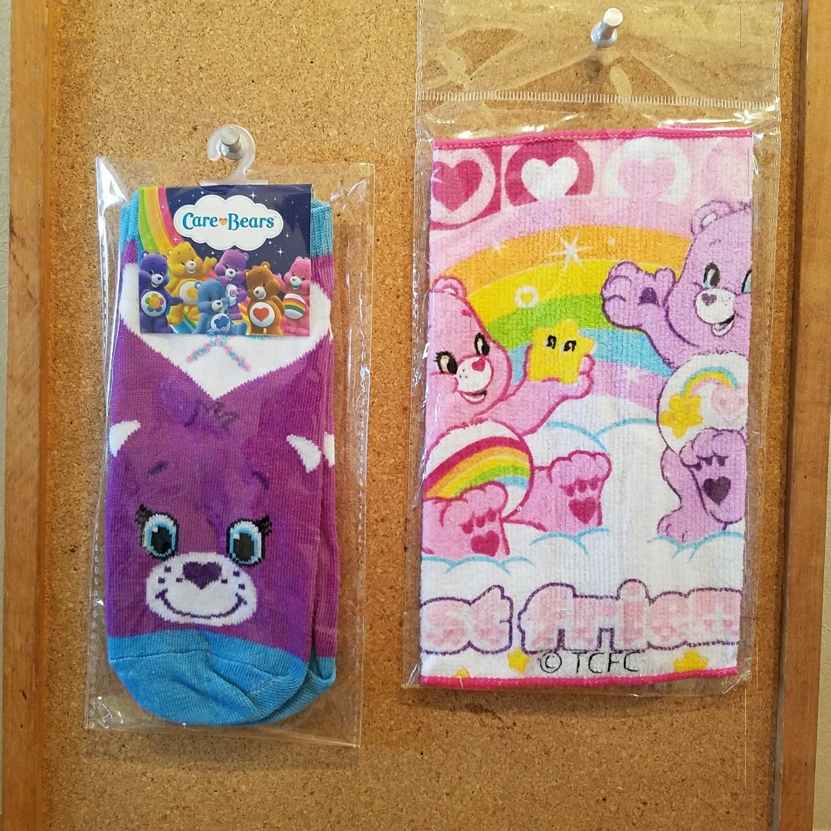 ケアベア☆カラフル靴下&ミニタオルセット J拍卖