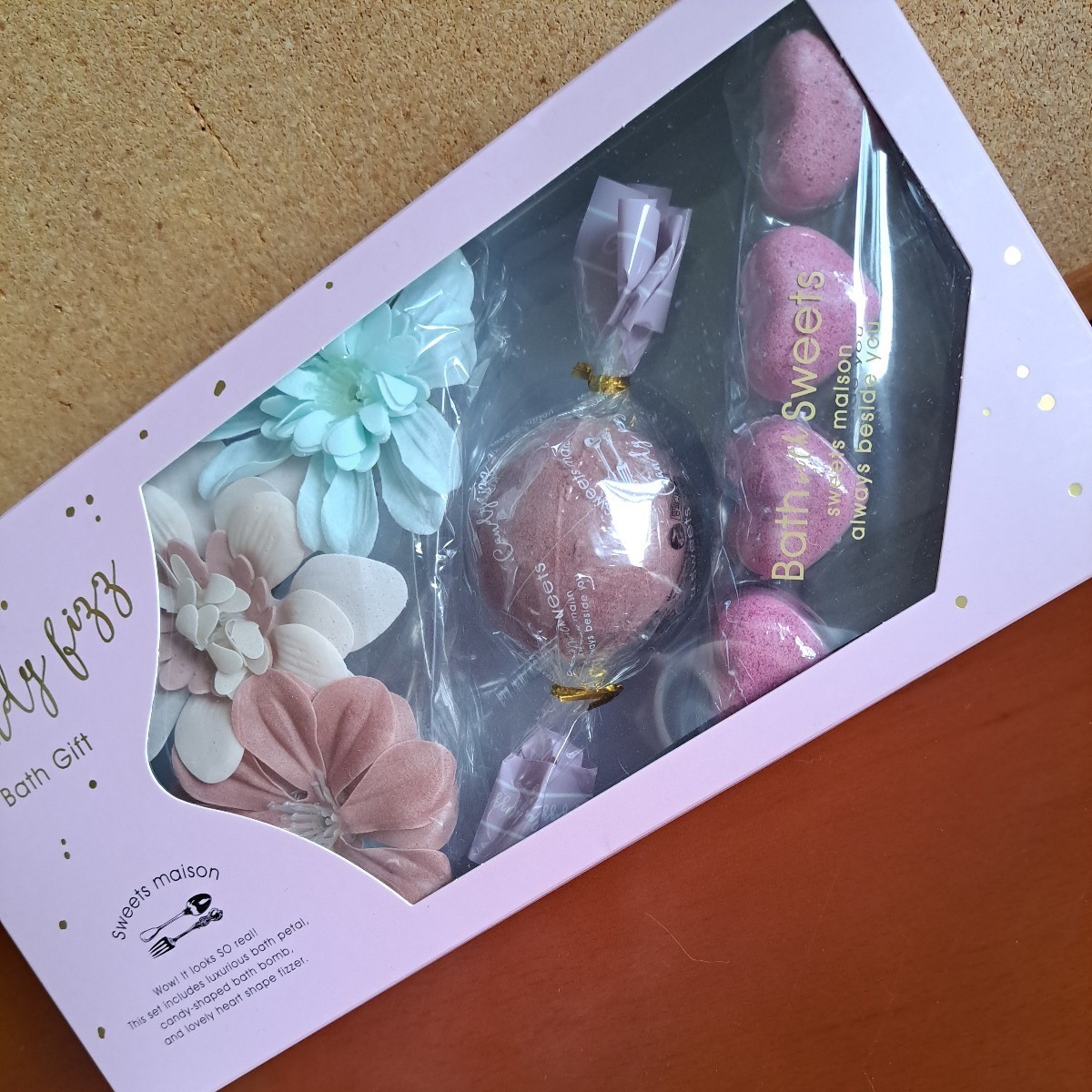 未開封☆スウィーツメゾン キャンディフィズ バスギフト フローラルミックス 入数:3拍卖