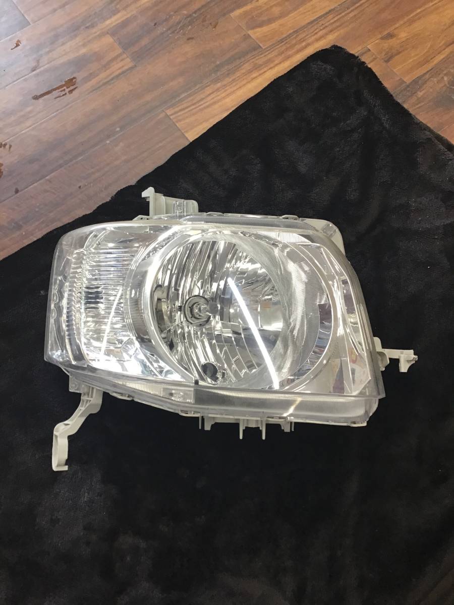 ホンダ NBOX ヘッドライト拍卖