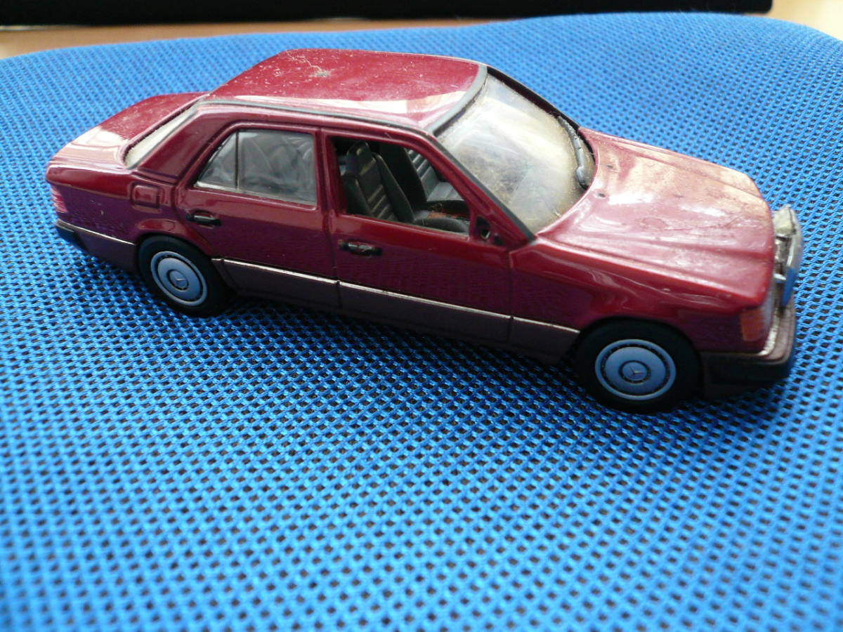 メルセデスベンツ 200 220 230 240 260 280 300 E赤 当時物希少素人長期保管品拍卖