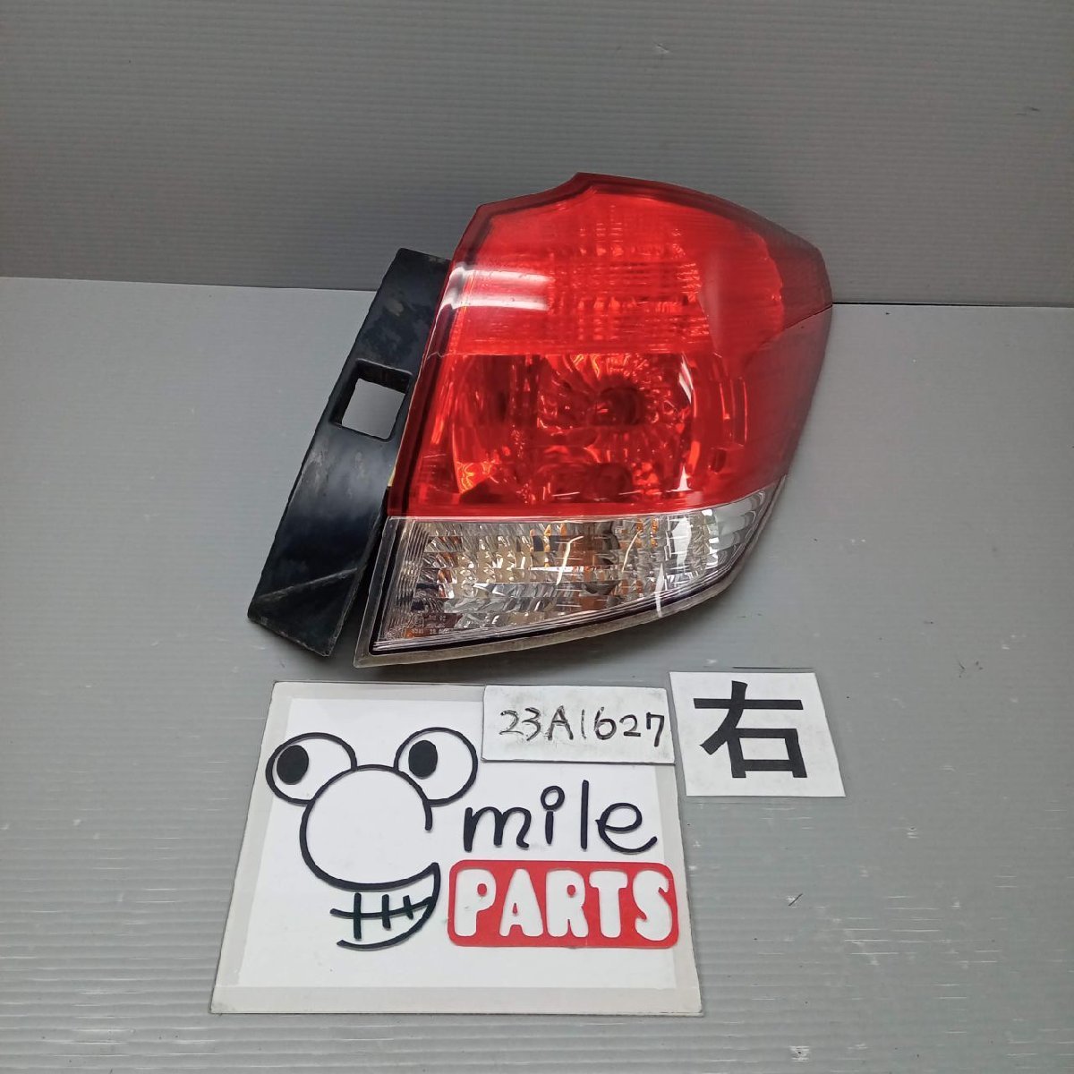 BR9 レガシー 純正 右テールライト 1C3-4-2/23A1627*同梱不可拍卖