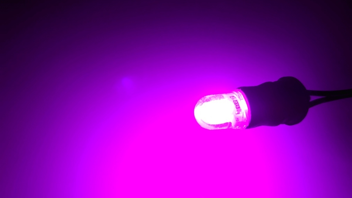 特価!!税込み☆彡T10/T16 ウェッジ球 高輝度 両面発光 COB LED シリコン ヘッド シェル バルブ ピンク 桃色 10個セット拍卖