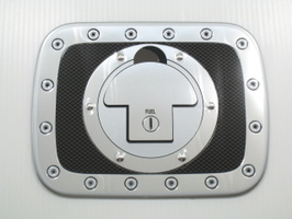 フューエルリッドアルミステッカー角型 給油口カバー 車 自動車 フューエルリッドカバー ステッカー 給油口カバー 給油口ステッカー拍卖