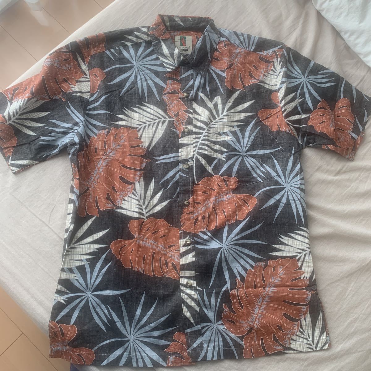 【Tori Richard】USA製 トリ リチャード Honolulu Hawaii 総柄 コットン アロハシャツ 半袖シャツ S ブラック モンステラ ハワイアン拍卖