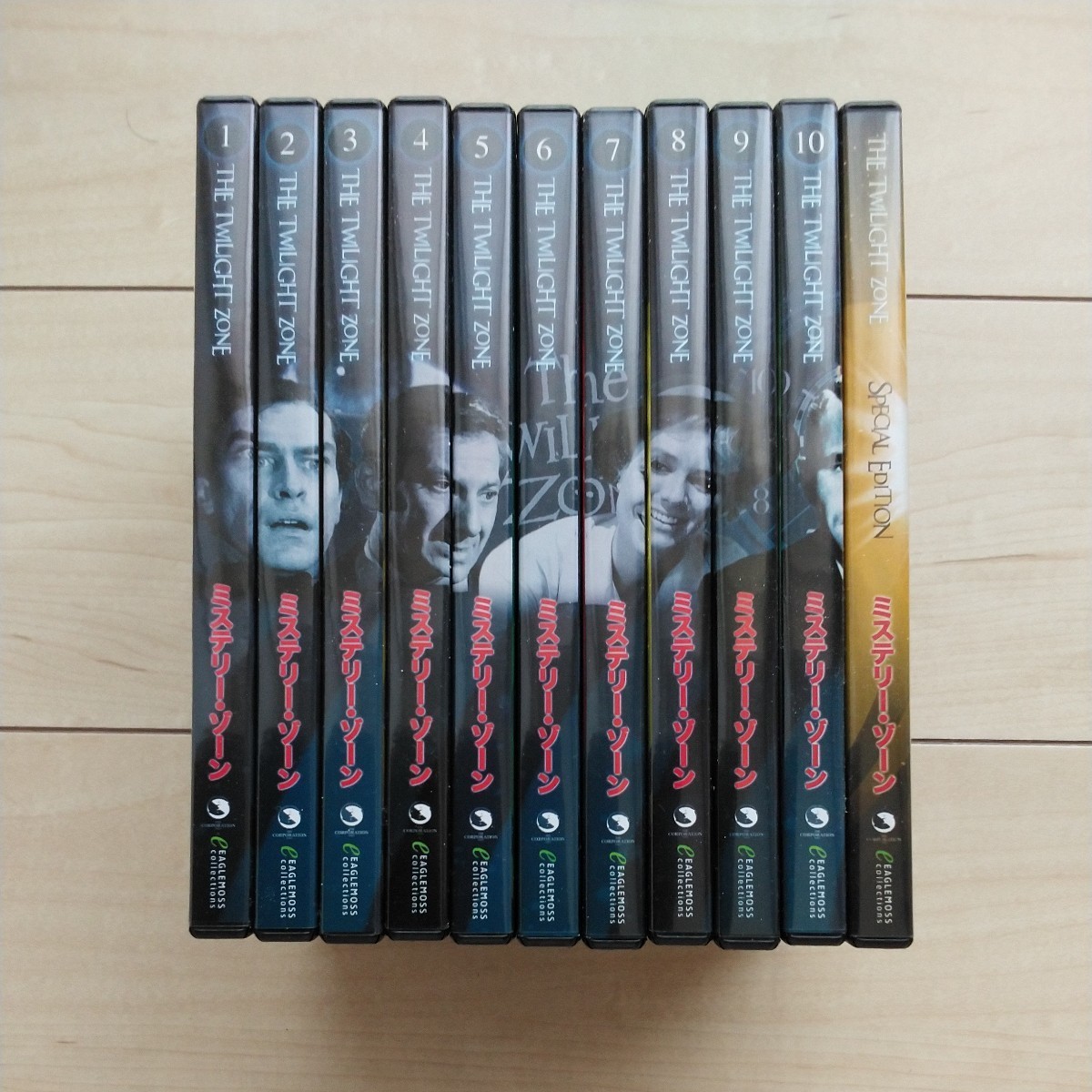 ■『TheTwilightZone(邦題「MysteryZone」)』DVD①~⑩巻迄+SpecialEdition版1巻。著名StoryTellerが誘う戦慄の1950年代米国SFドラマ。拍卖