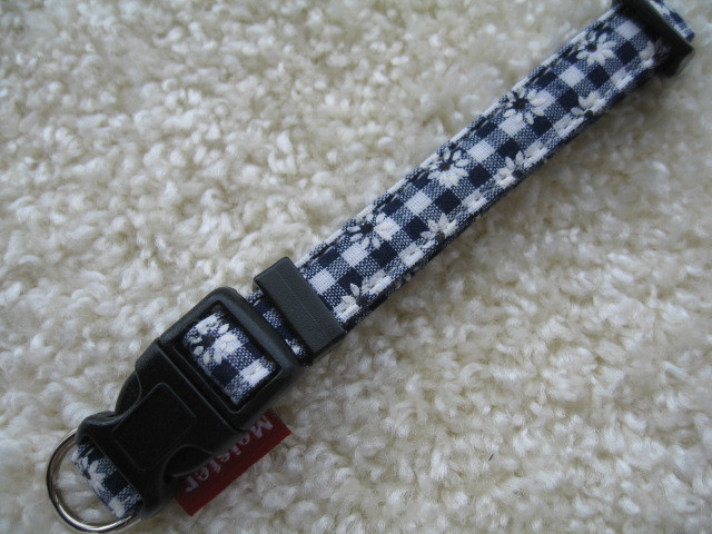 ★同梱お得★小型首輪-№23・フラワーチェック・ネイビー♪拍卖
