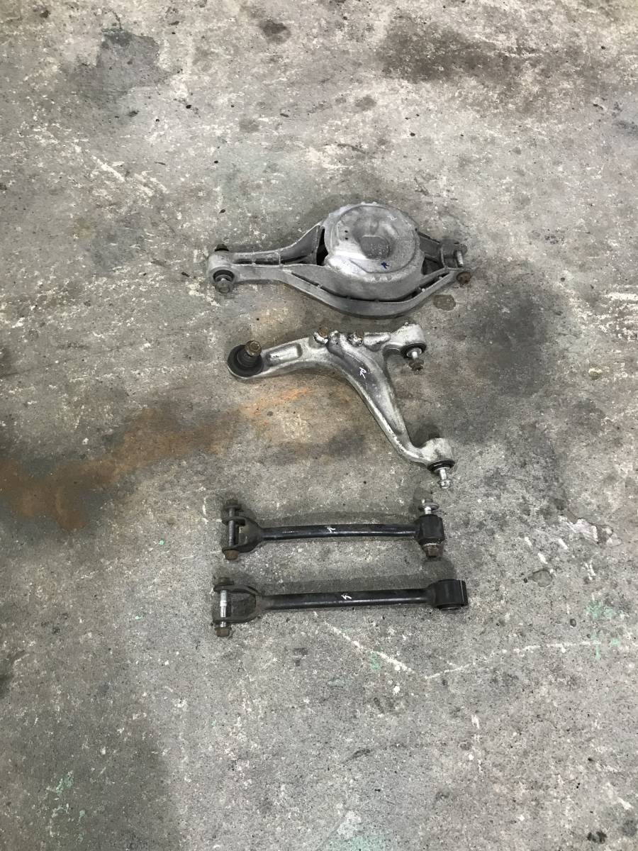 日産純正 Z33 フェアレディZ VQ35 右リア セット ロアーアーム 拍卖