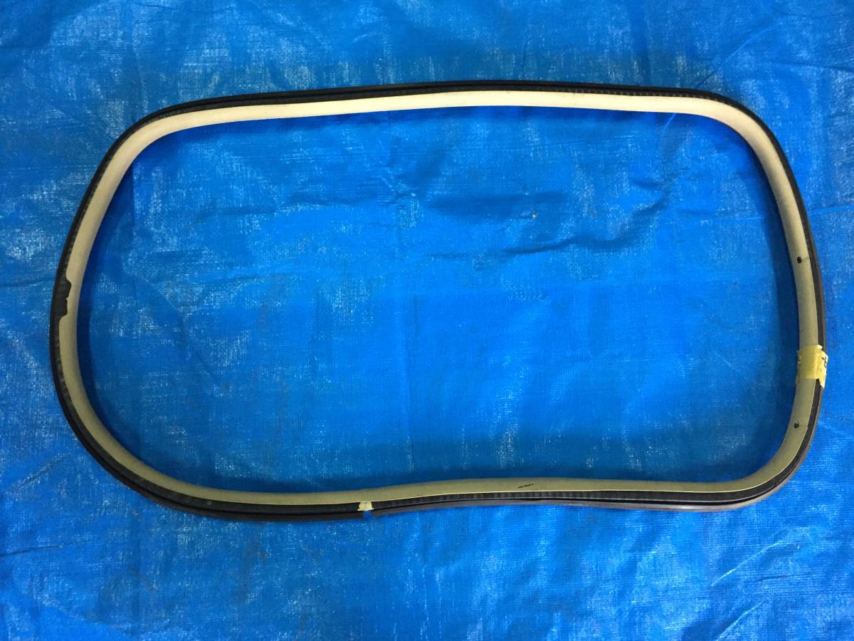 W2-161 エリシオン RR1 RR2 RR3 RR4 左 リア リヤ クォーター ガラス ウェザーストリップ拍卖