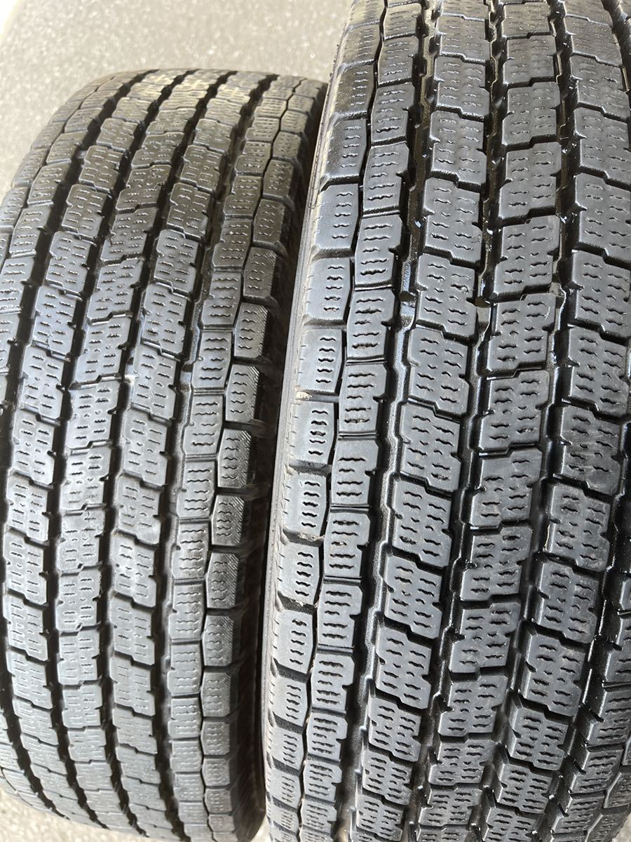 205/70R16 111/109L LT TOYO M934 バリ山 2017年 2019年製 スタッドレス 2本セット拍卖