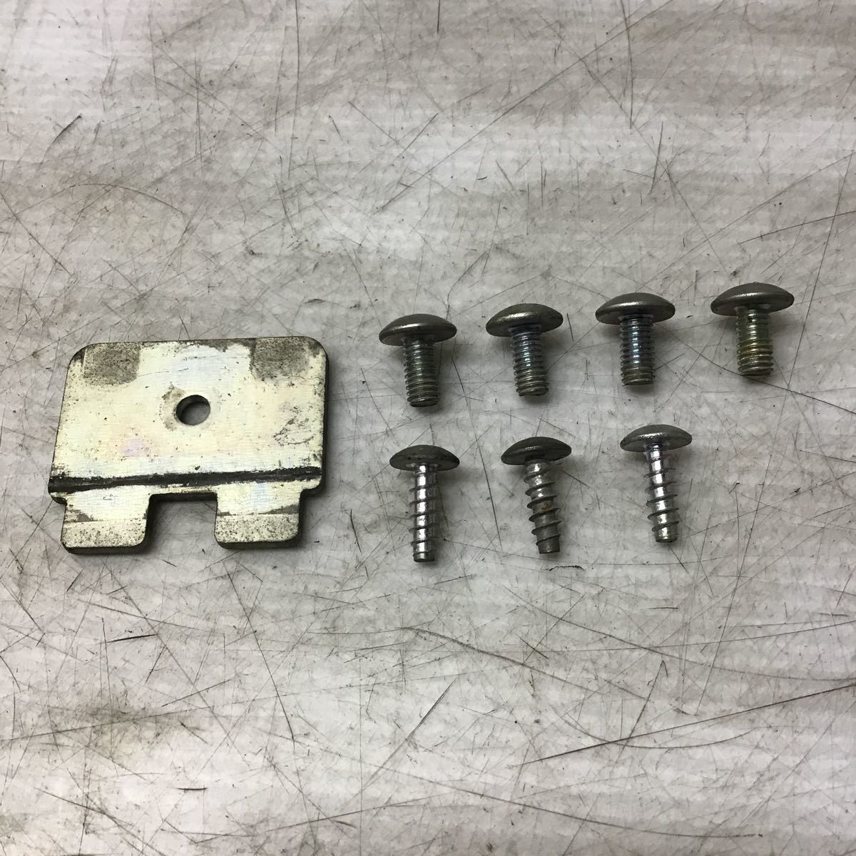 B62-37 スズキ アドレスV50 CA44A メットインボルト ナット 純正部品拍卖