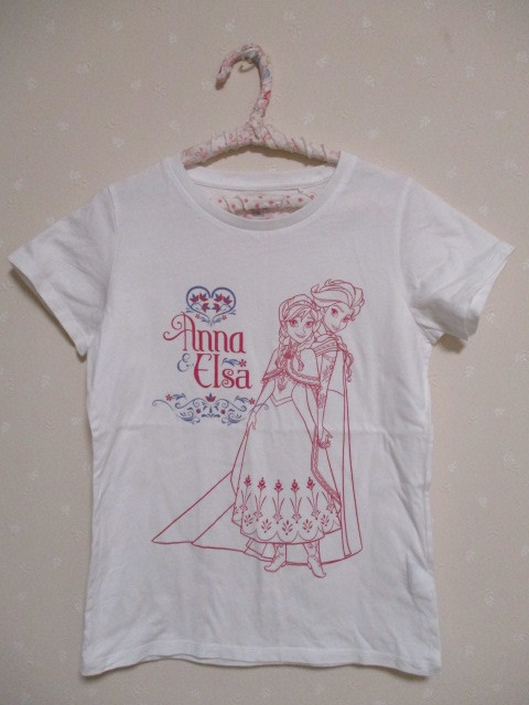 ● ユニクロ アナと雪の女王 ● 可愛い半袖Tシャツ ☆150㎝☆白拍卖