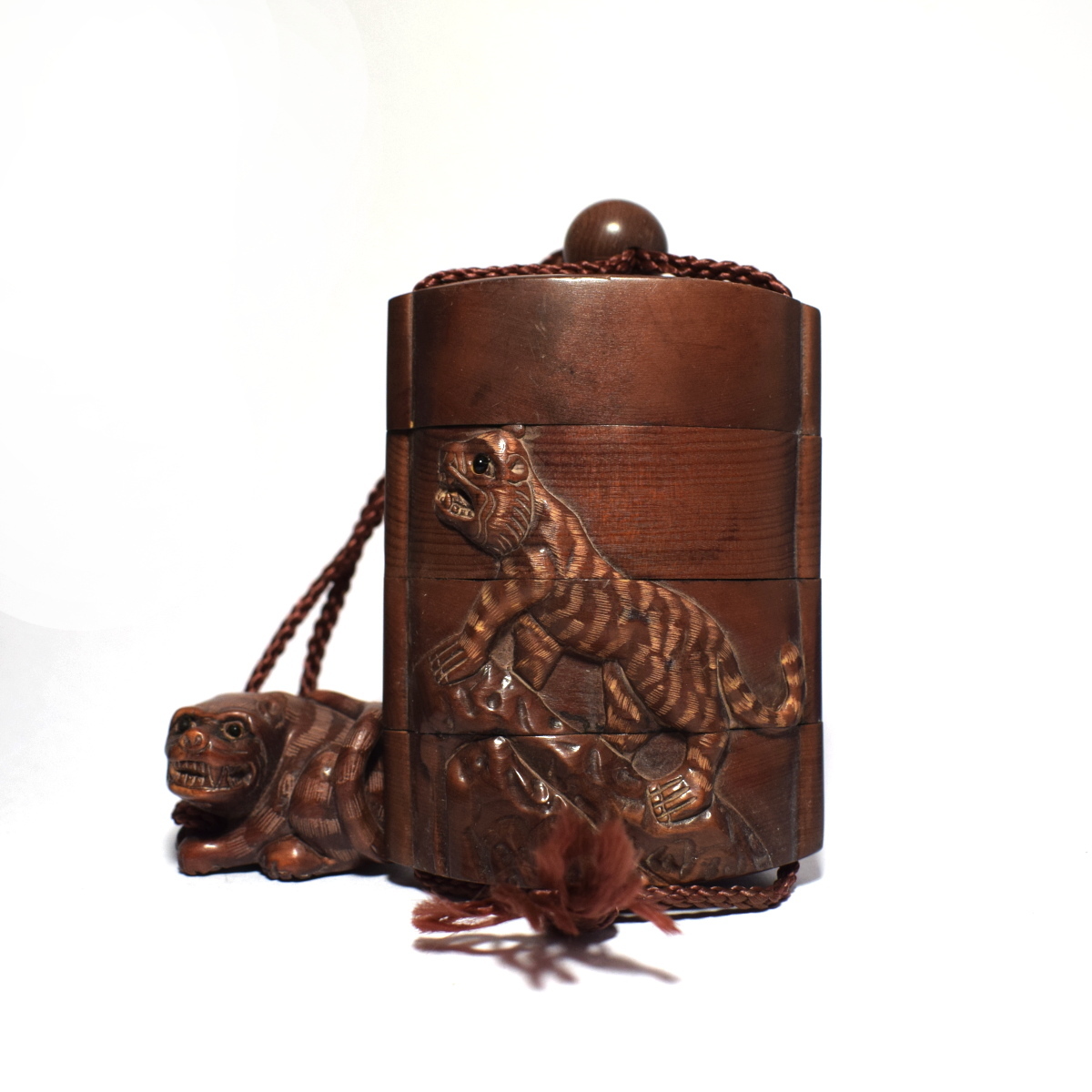 印籠 柘植 虎彫刻 黄楊 繊細彫刻 木製 【d4-1_a8】拍卖