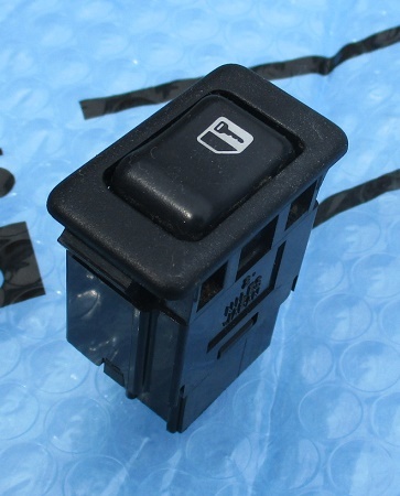 アベニールPNW10センターコンソールW10集中ドアロック スイッチ キー施錠 開錠スイッチ ロック アンロック拍卖