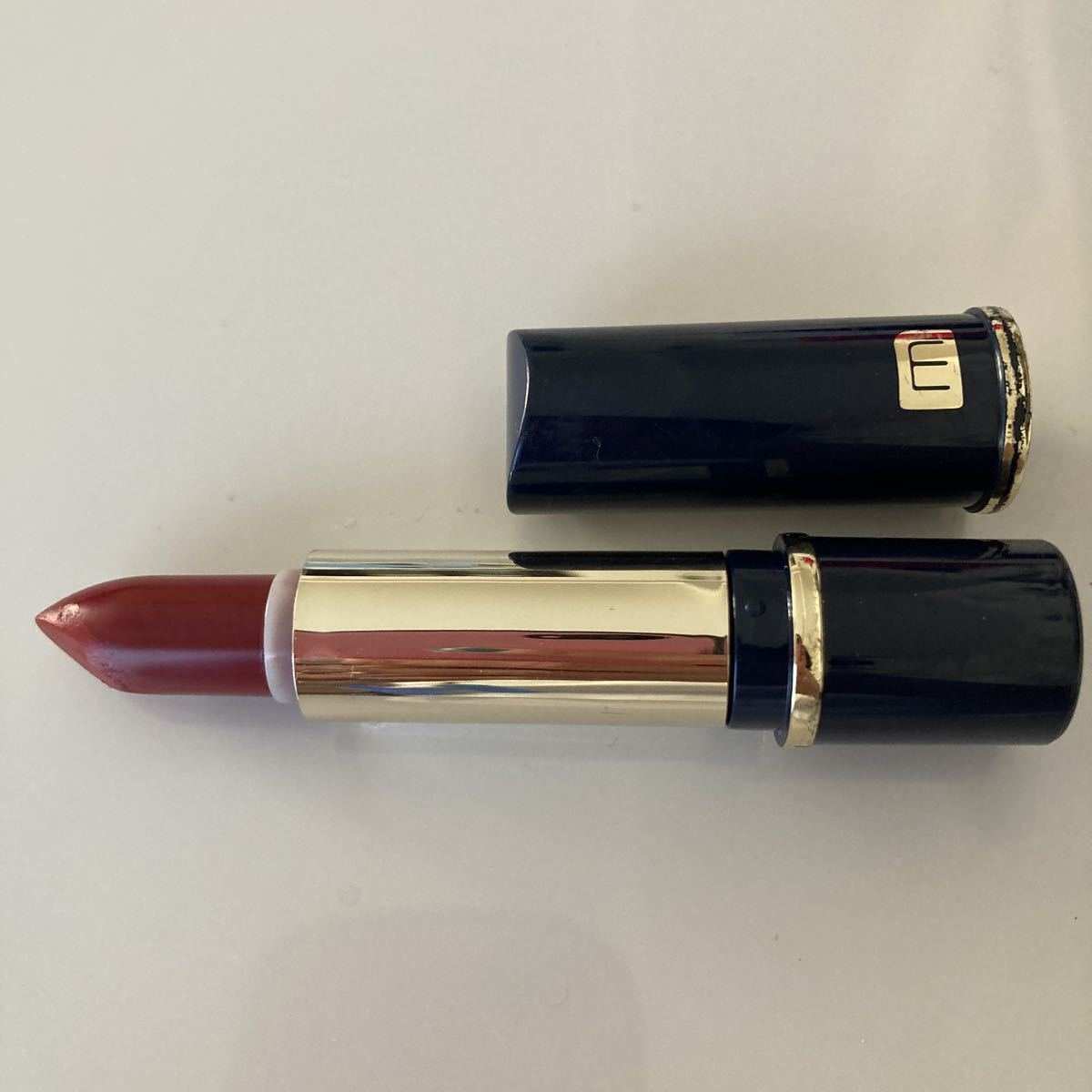 メディア・クリーミィ ラスティンググリップA・口紅・リップスティック・DR-03・レッド系・定価1045円拍卖