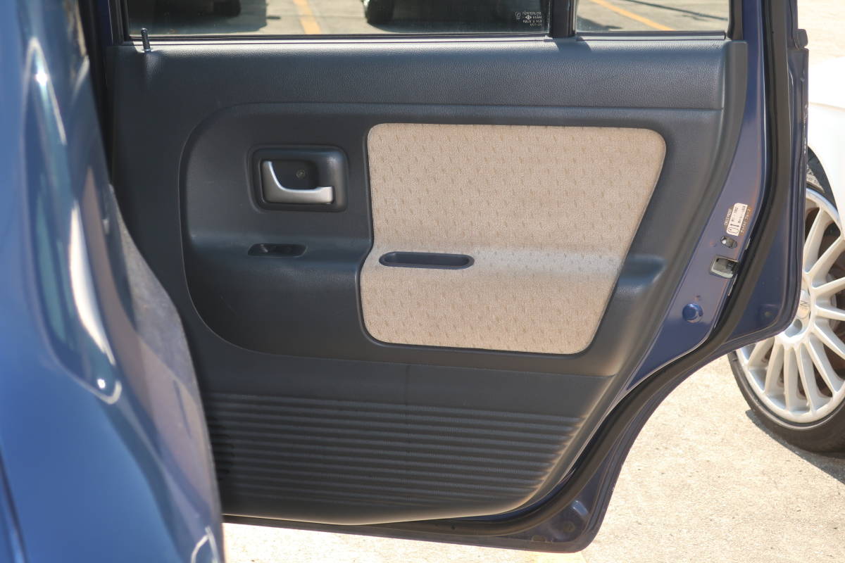 H14 UA-HE21S ラパン K6A NA 2WD AT MODE モード 純正 リア右 運転席側後席 リアドア 内張り 内装 / 83731-75H0 / ベージュ系 / 131682km拍卖