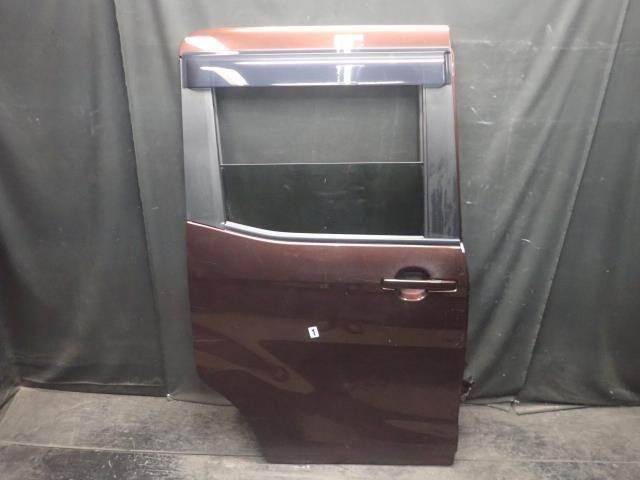 デイズルークス DBA-B21A 右リアドアASSY CWN 82100-6A00L拍卖