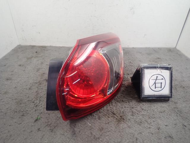 CX-5 LDA-KE2AW 右テールランプ 41G KD54-51-150E拍卖