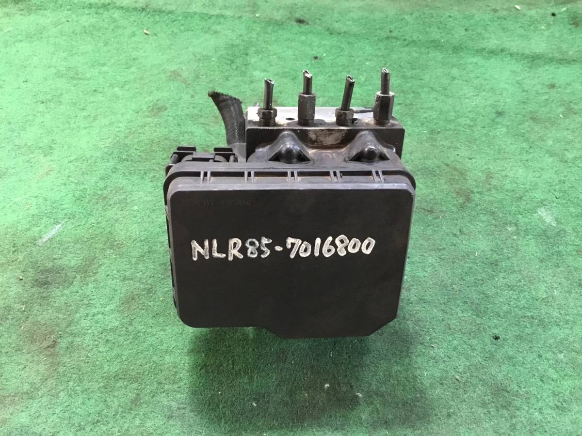 NLR85 H.26年 エルフ タイタン ABS ユニット C2 23515 即日発送可 4JJ1-8 05R305214 80s拍卖